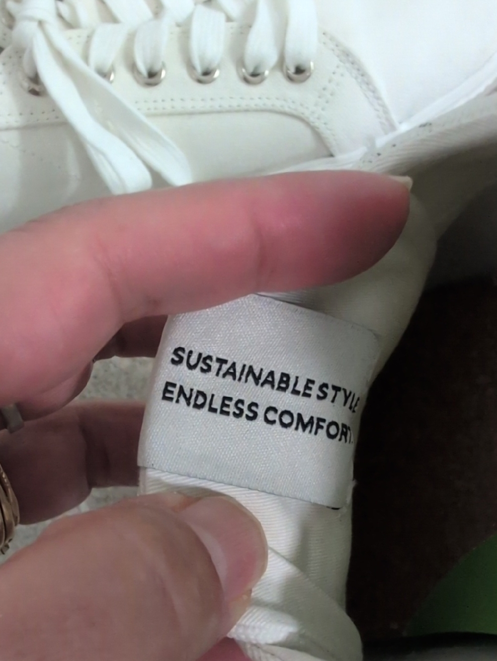 Cariuma White Sneakers, Gym Shoes, Canvas, Men's Size 12, Women Size 13.5 - Picture 9 of 12